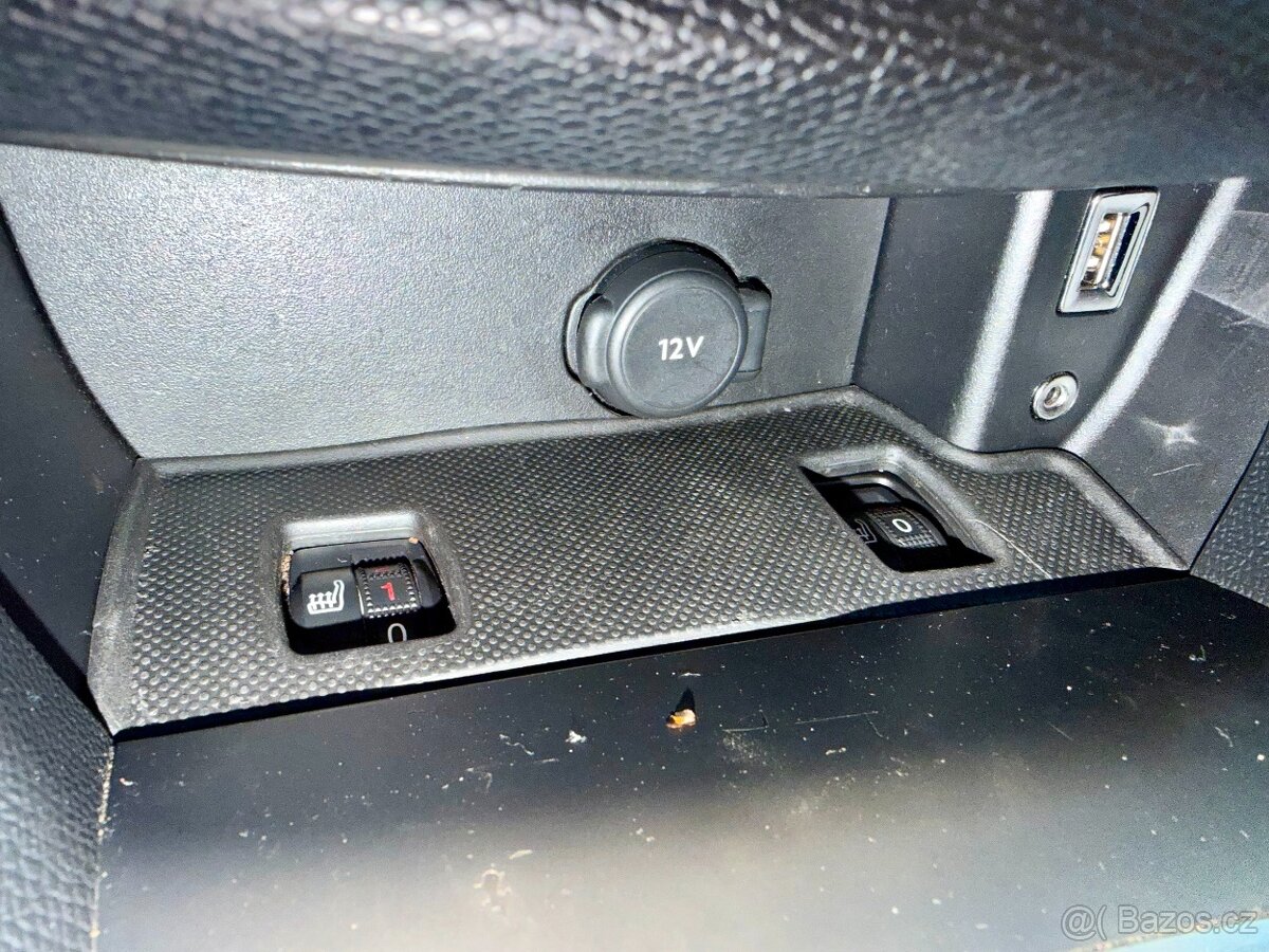 Peugeot 308SW Allure koup. ČR LED - 14