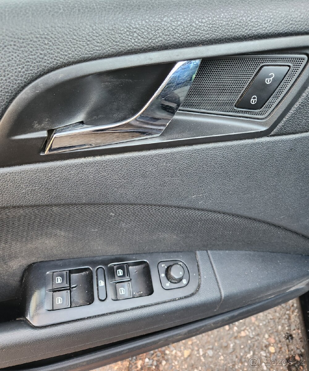 Škoda Superb Model 2013 - 14