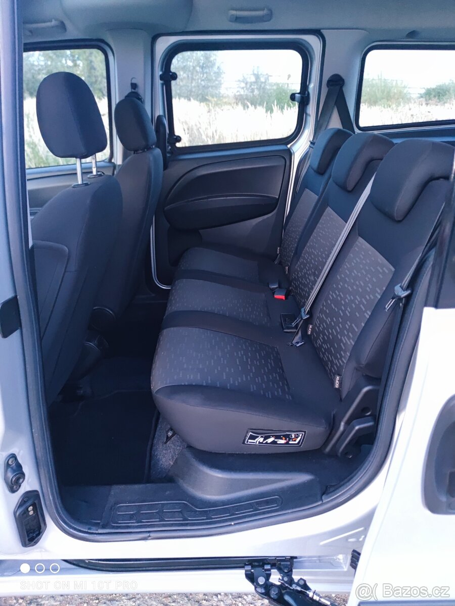 Fiat Doblo 2.0 JTD 6rychl 135PS KLIMATIZACE PDC MAXI MAX TOP - 14