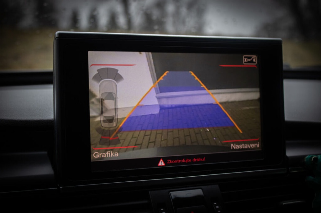 Audi A6 3.0 TDI quattro S tronic - 14