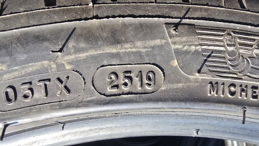 Letní pneu 225/40/18 Michelin - 14