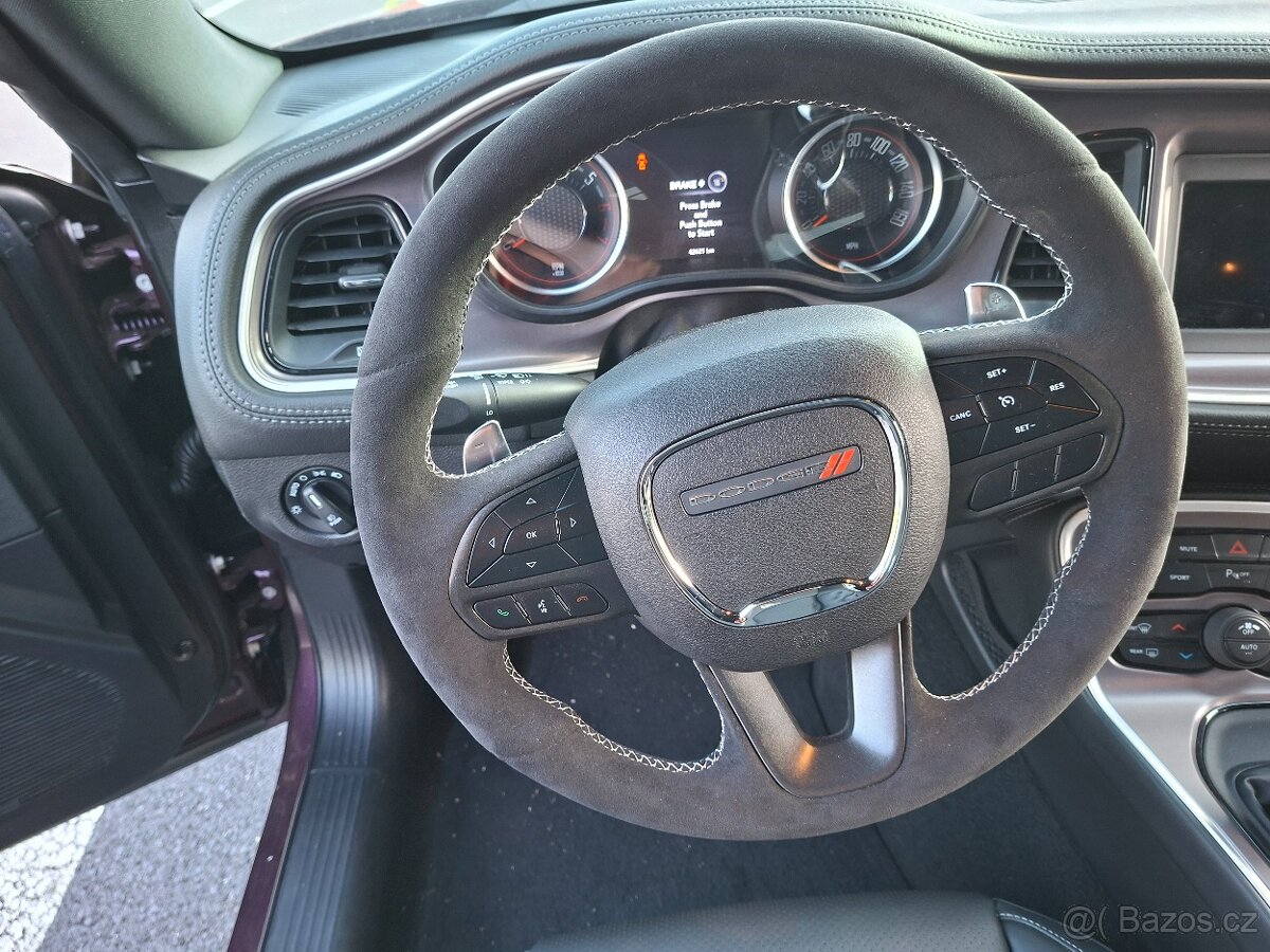 Dodge Challenger V8 5.7 2021 - 14