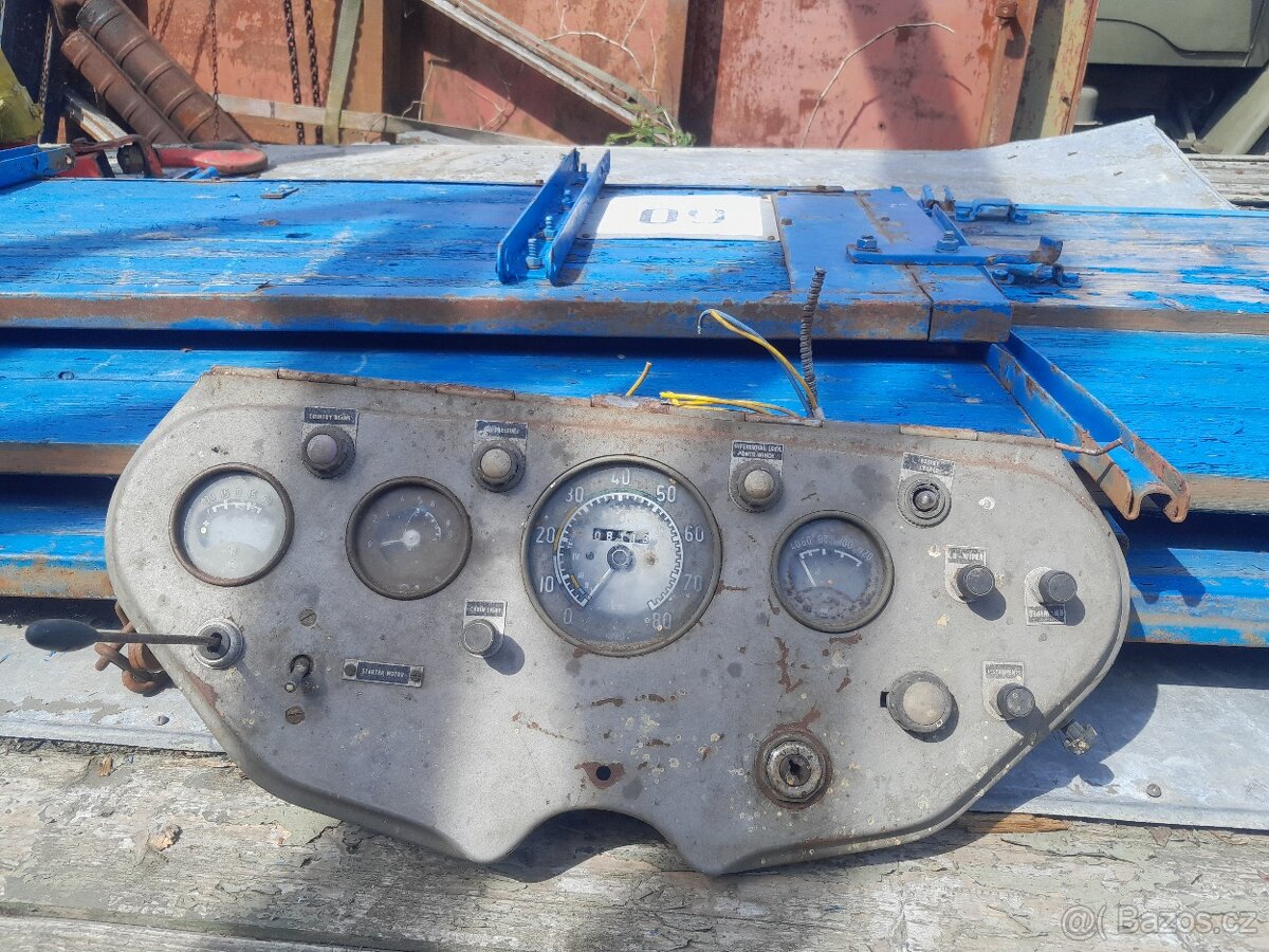 Praga V3S náhradní díly - 14