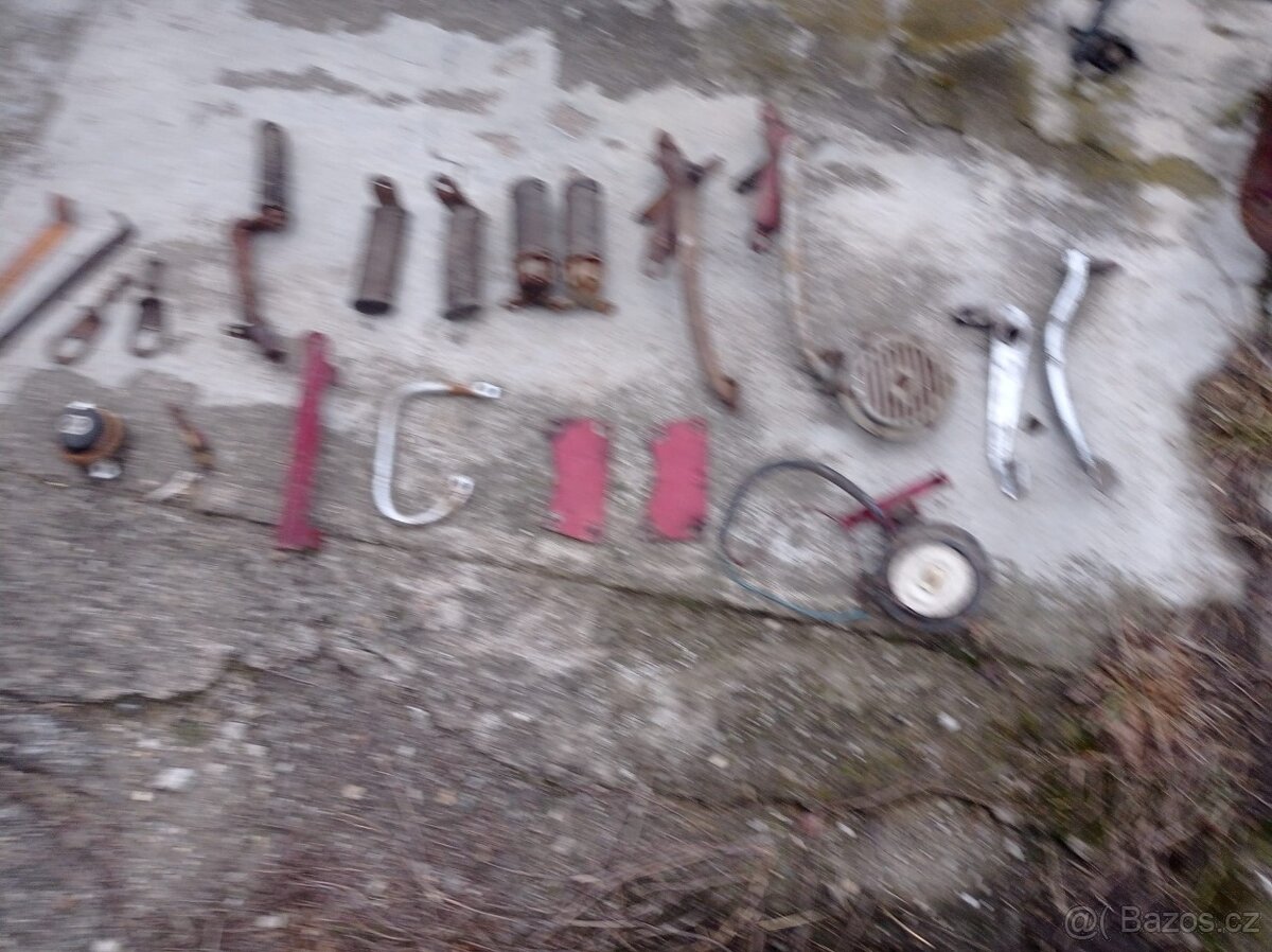 Prodám díly Plechy rám Jawa - 14