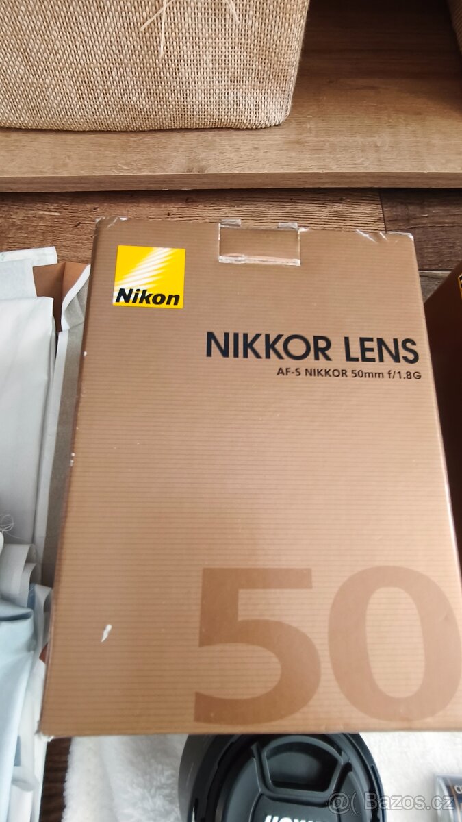 Nikon D7500, 2 objektivy a příslušenství - 14