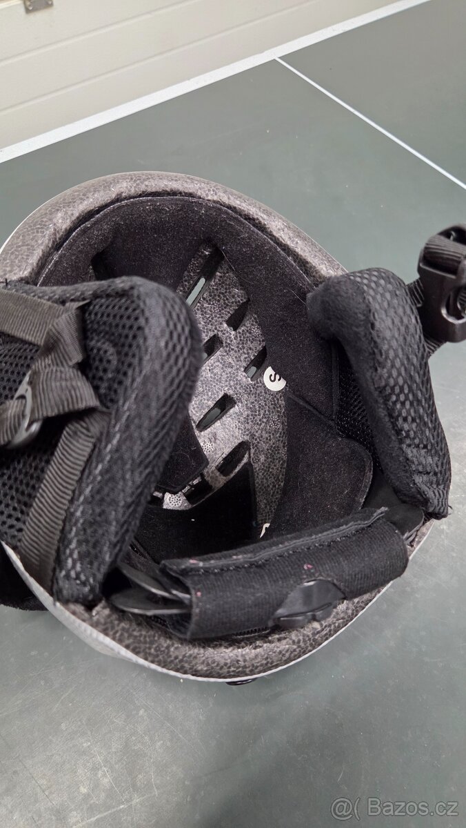 Dětské lyže 90 cm, lyžáky, helma, brýle - 14