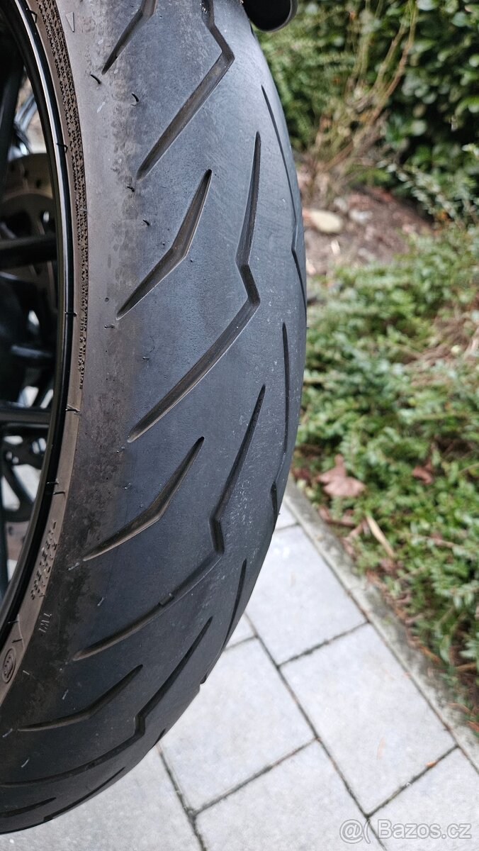 Triumph speed 400 - 14