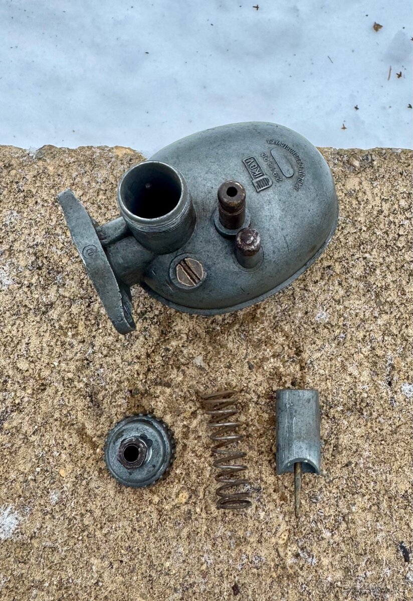 Stadion, Jawa Jawetta - dily - 14