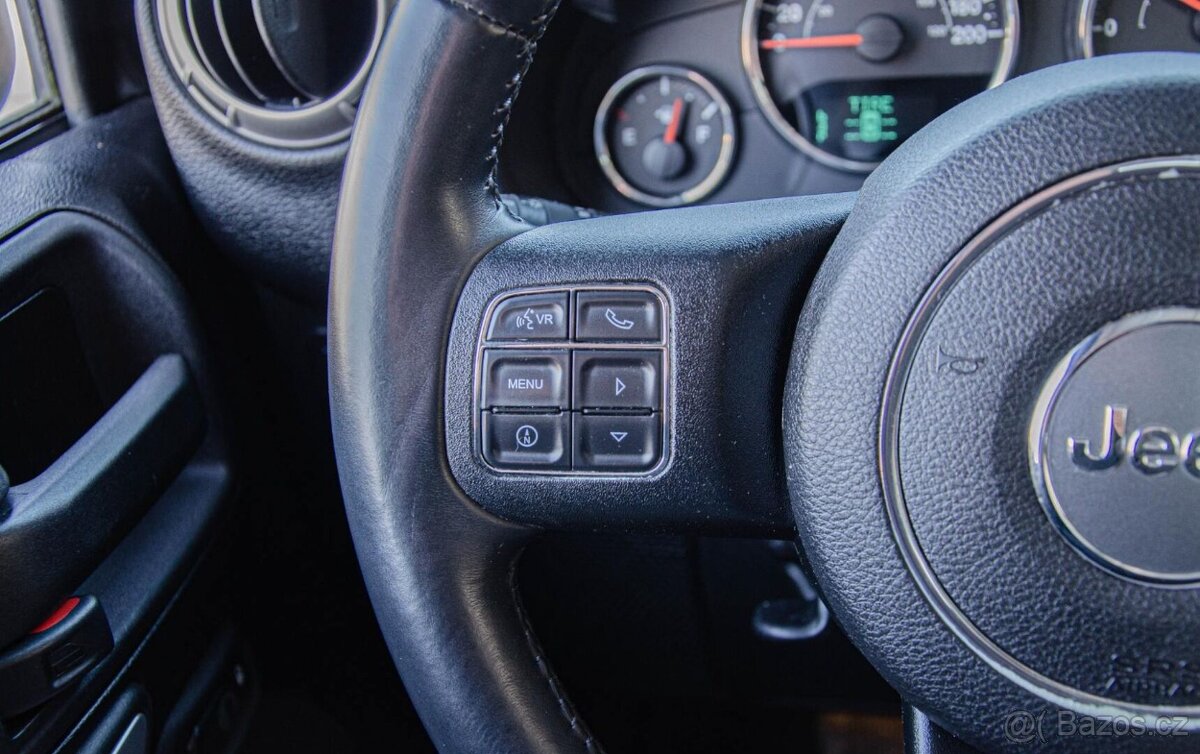 Jeep Wrangler 2.8 CRD Rubicon A/T, 147kW, A5. - 14