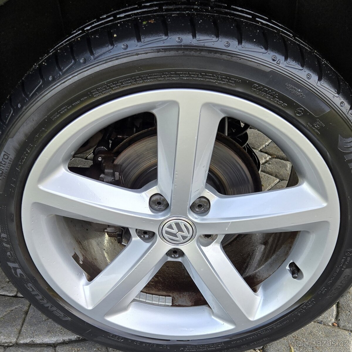 VW TOURAN 2,0TDi  110kW 7 MÍST   REZERVACE - 14