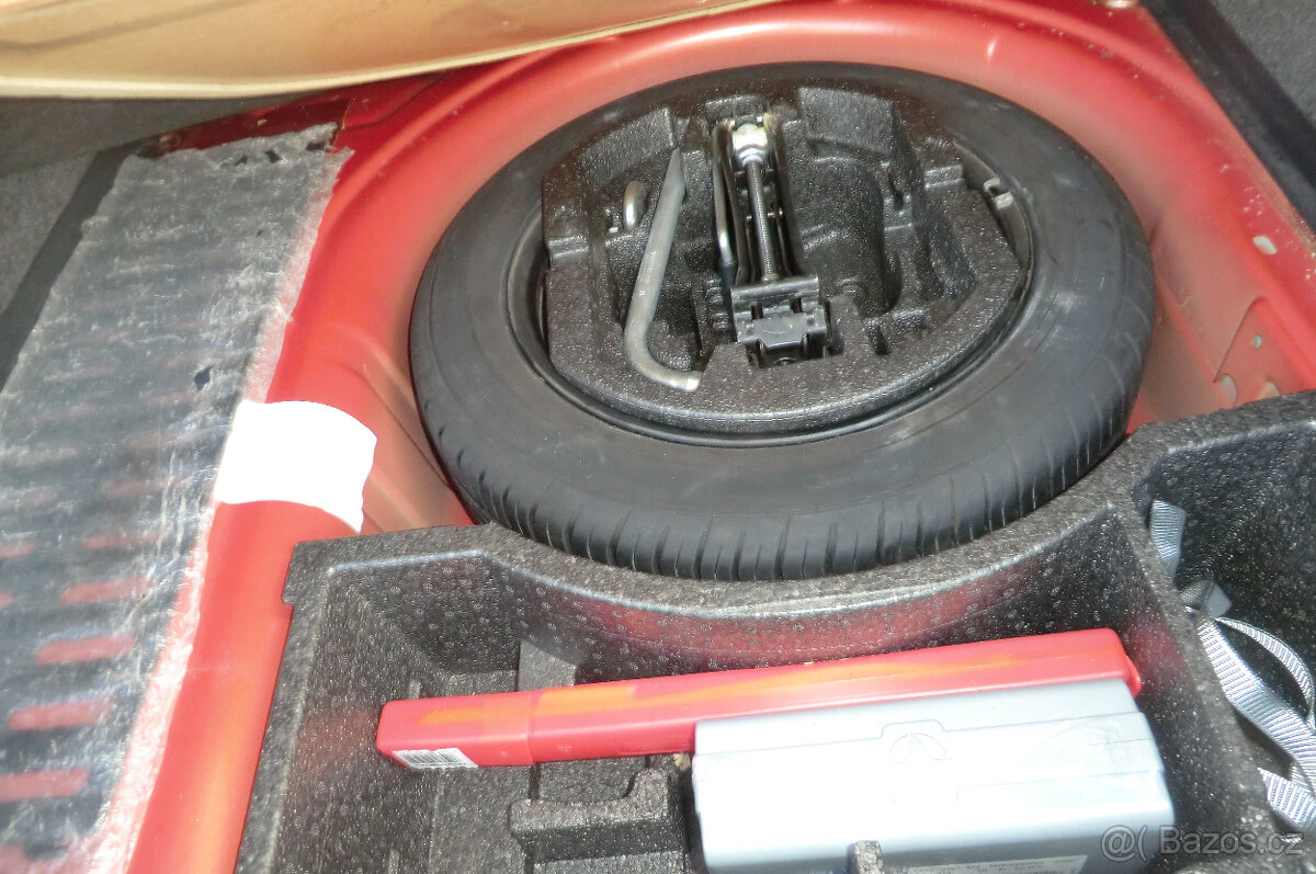 Škoda Fabia II. 1.4 16V NOVÁ STK KLIMA - 14