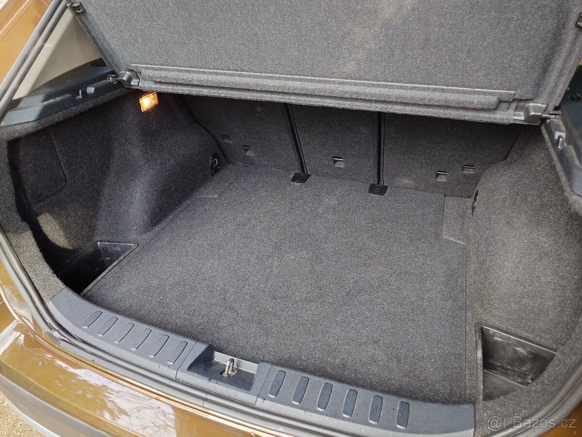 BMW X1 xDrive 23d 150kw AT - 14