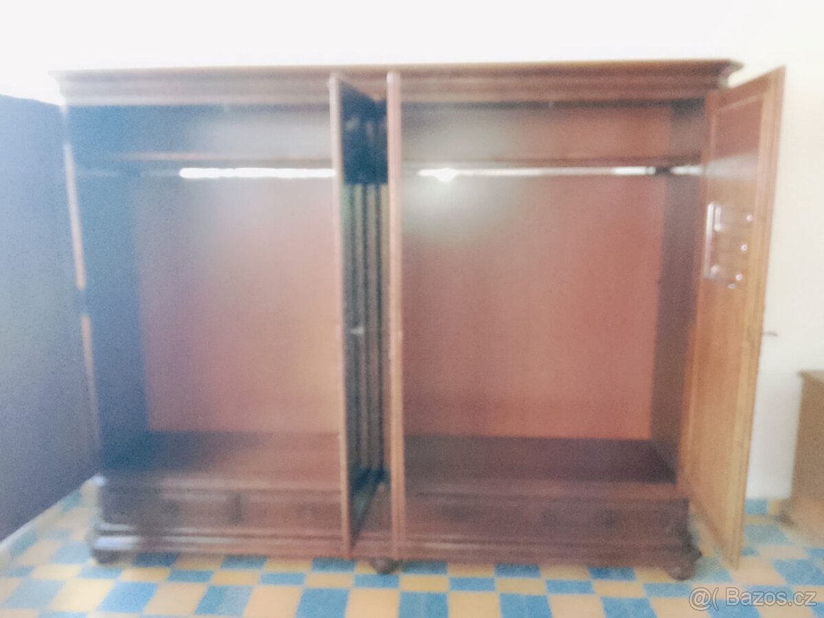 KRÁSNÁ KOMPLETNÍ LOŽNICE BELLA - 14