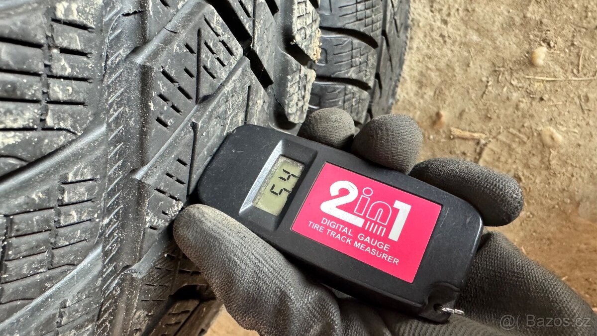 4x zimní pneu Pirelli Scorpion 235/50 + 255/45 R20 – SUV - 14