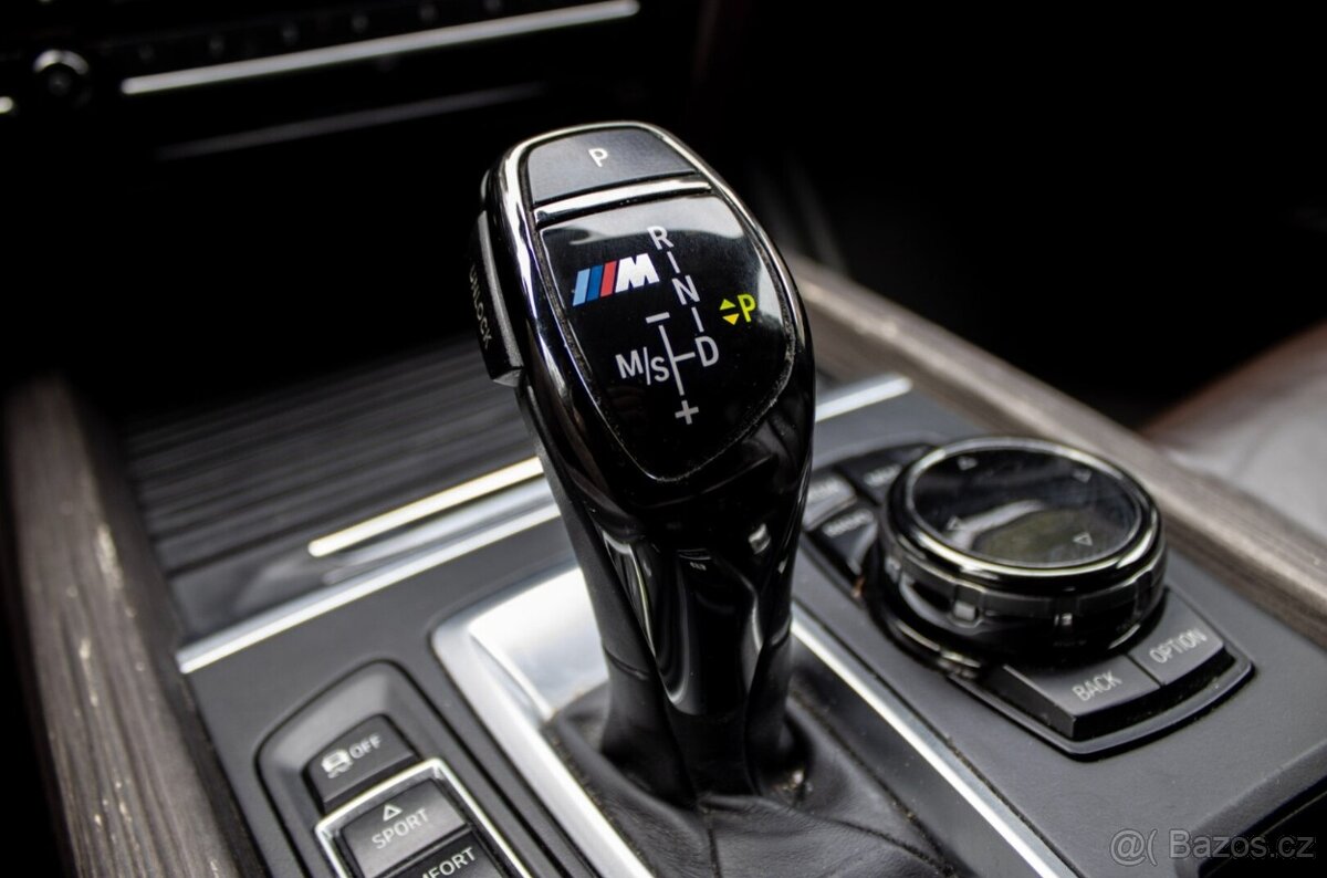 BMW X5 M50d A/T - 14