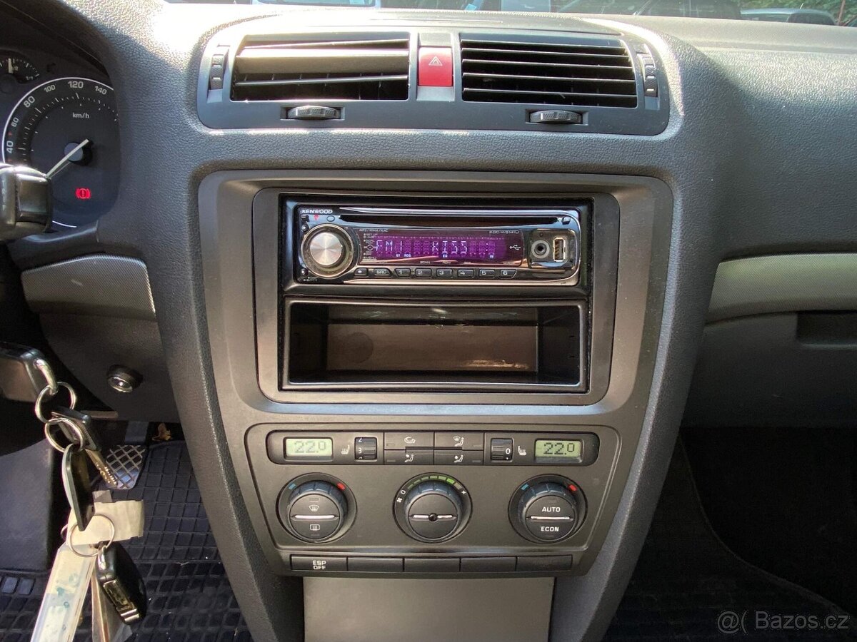 Škoda Octavia Combi 1.9 TDI 77kW tažné klima 218tkm 2008 STK - 14