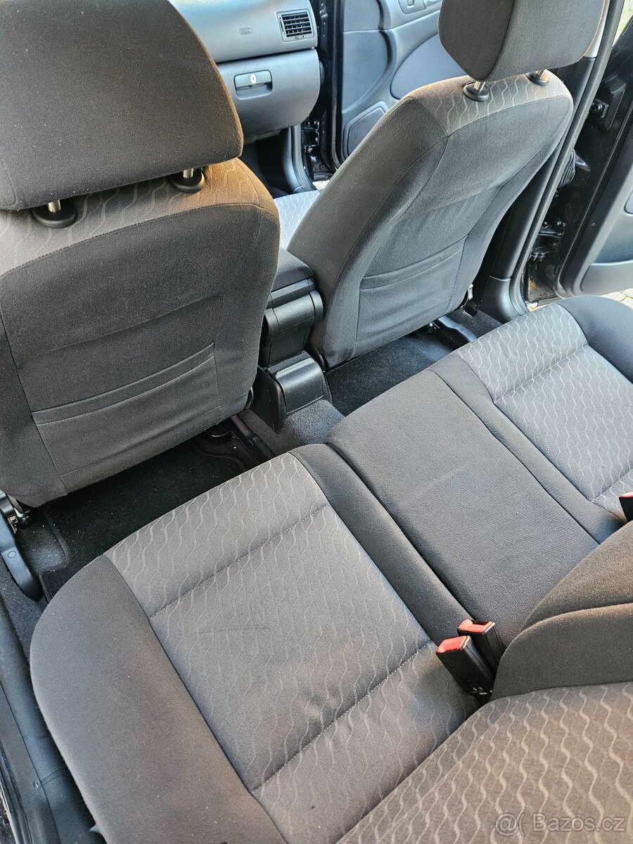 Škoda Octavia Style 1.6 75 kW, 2004 Nové rozvody+servis+STK - 14