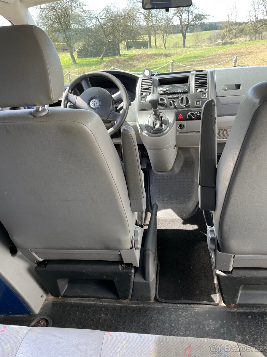 Volkswagen Transportér T5 - 14