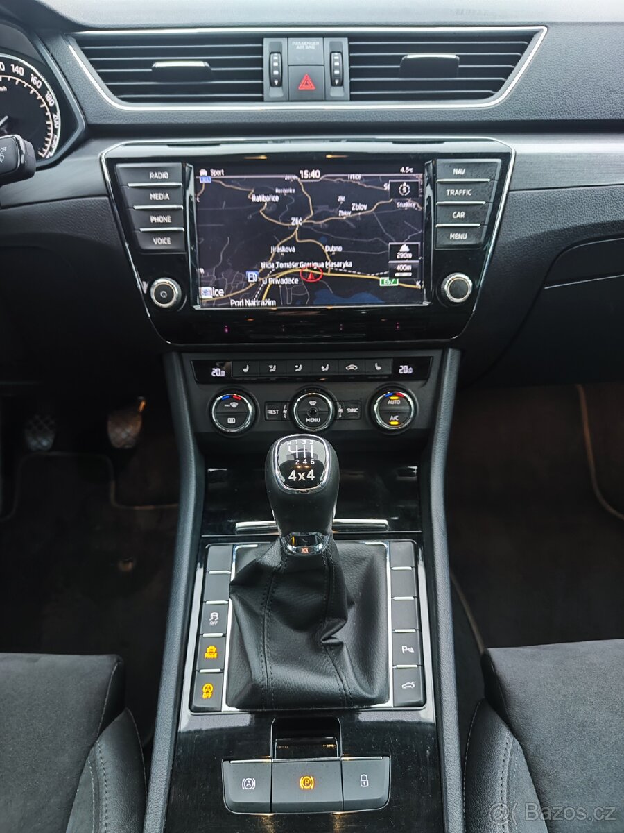 Škoda Superb 3,2.0 TDI,4x4 - 14