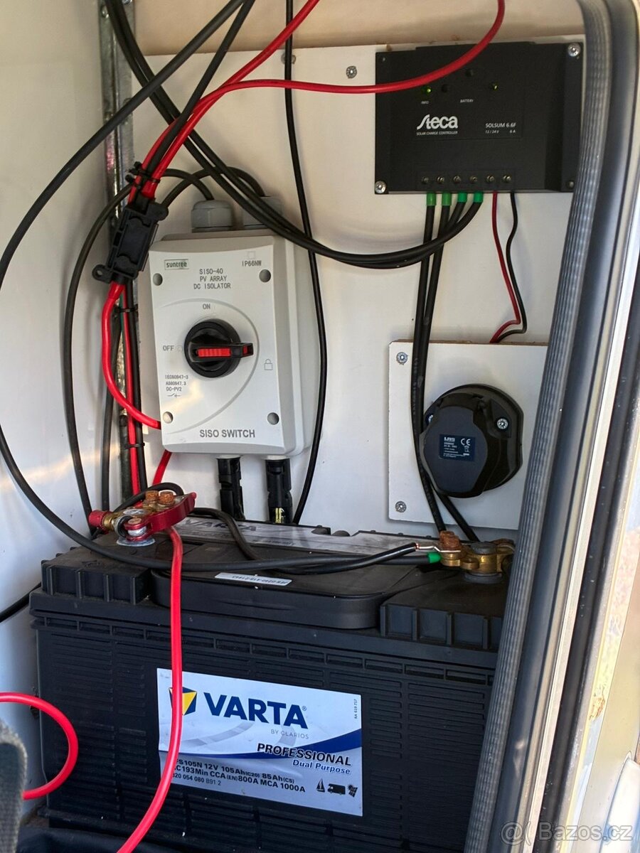 Karavan Weinsberg + mover,předstan - 14