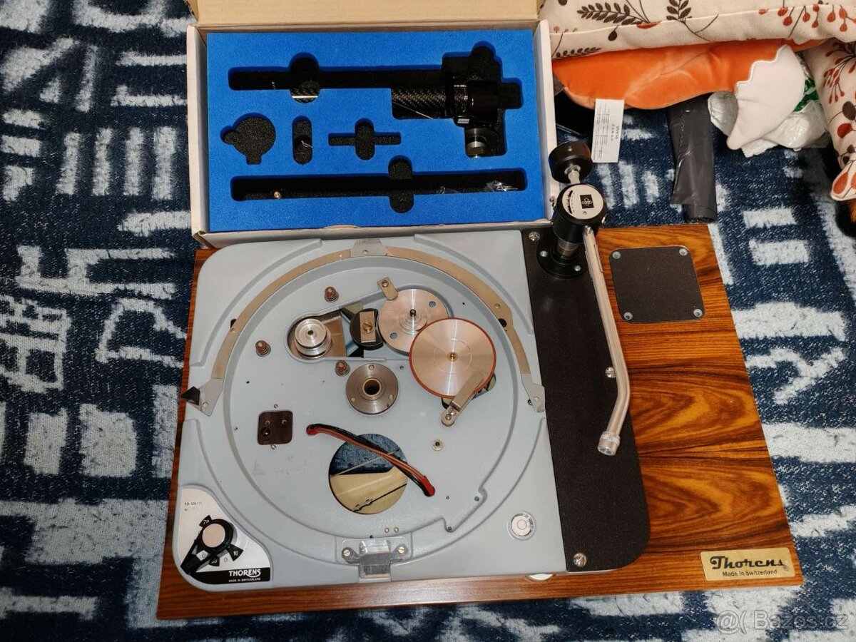 Thorens TD 124 s Roxan ramenom - 14