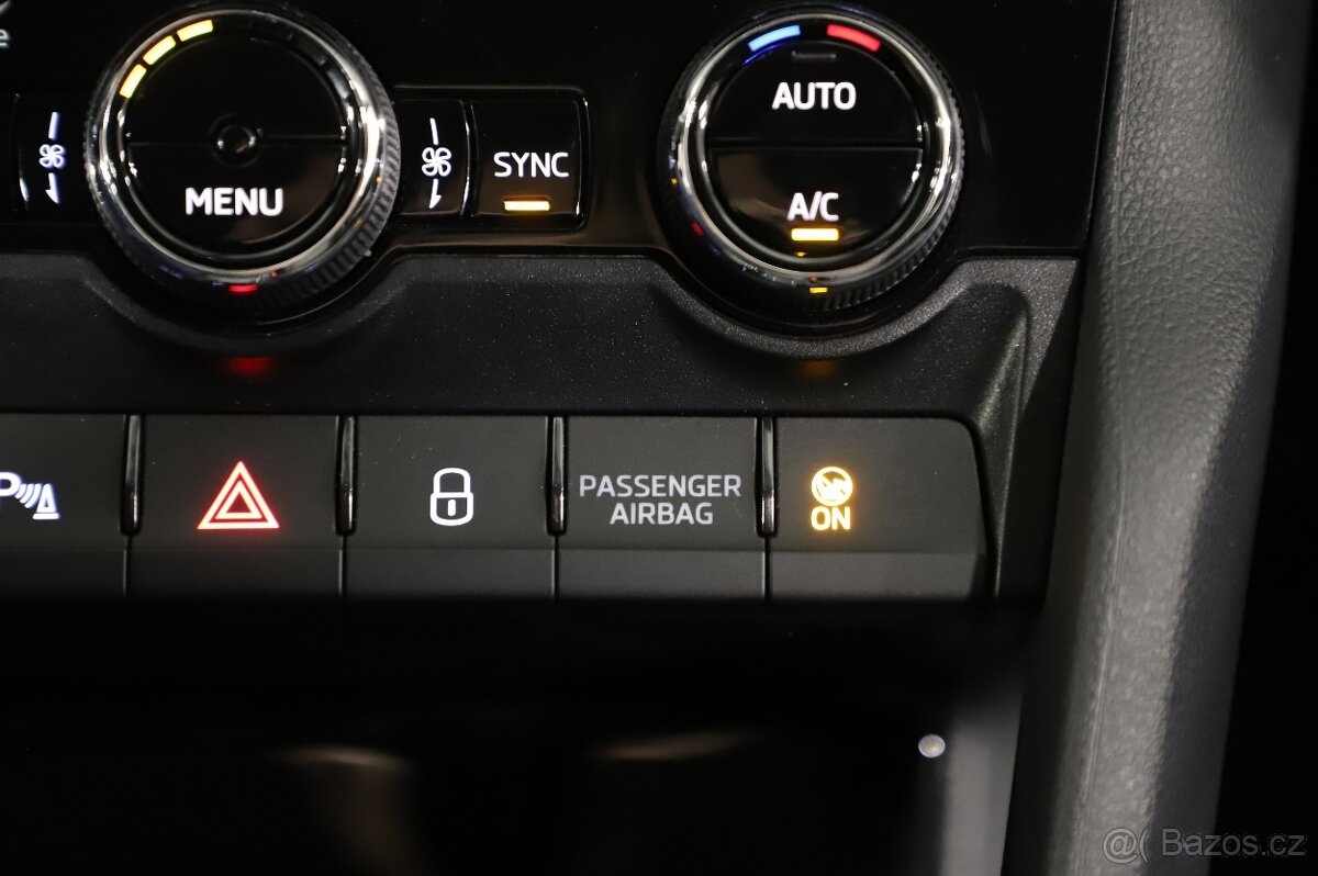 Škoda Karoq 1.5TSI 110kW 113tkm Full LED - záruka Autodraft - 14