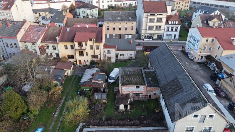 Rodinný dům s investičním potenciálem v centru Červeného Kos - 14