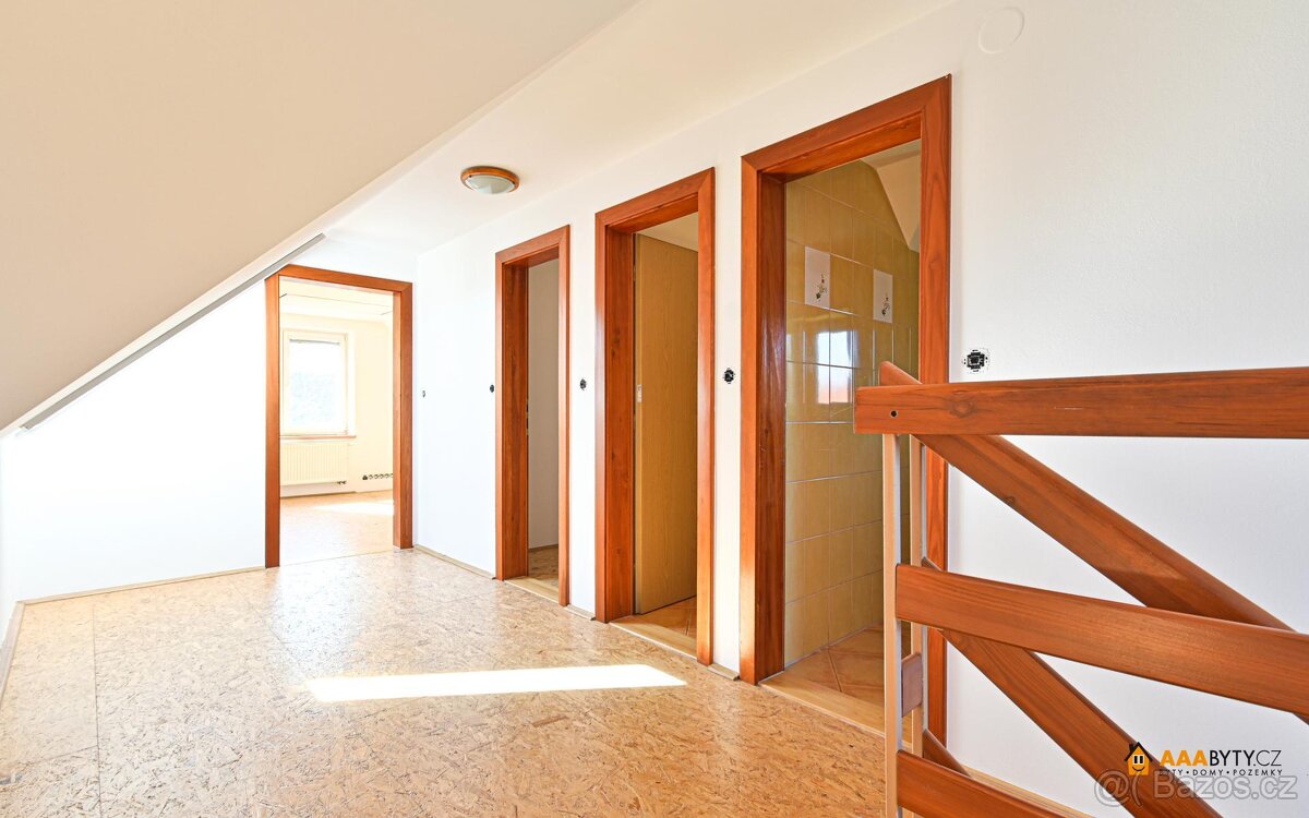 Rodinný dům 5+1 po rekonstrukci - 14