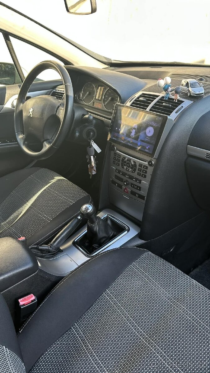 Peugeot 407 - 14