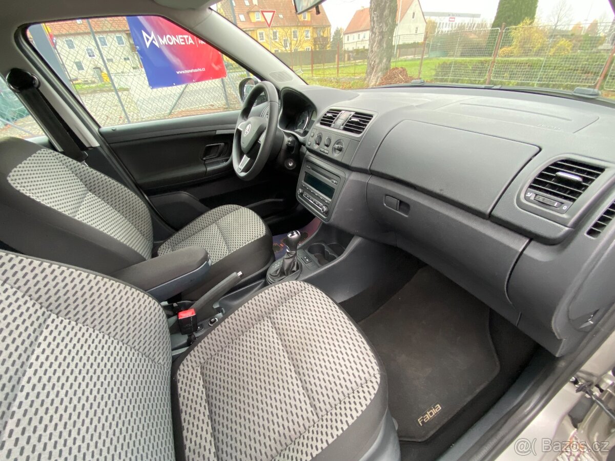 Škoda Fabia 1,2 TSi 77kW DSG Tempomat, AC - 14