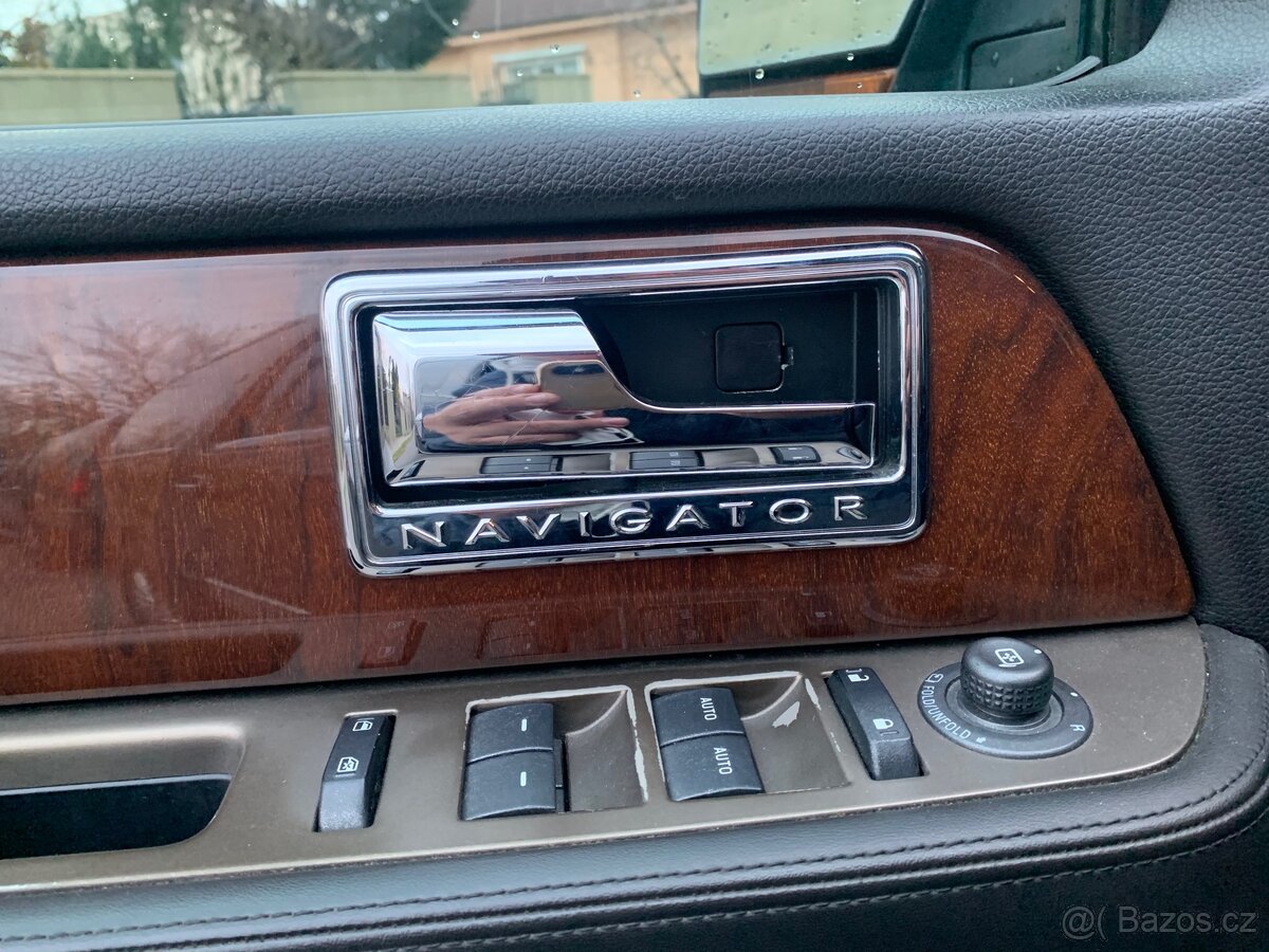 Lincoln Navigator 5,4 long, lpg, 2014 znizena cena - 14
