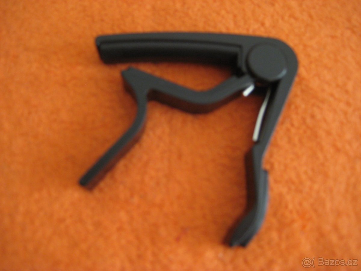 Kvalitní hliníkový kapodastr. - 14