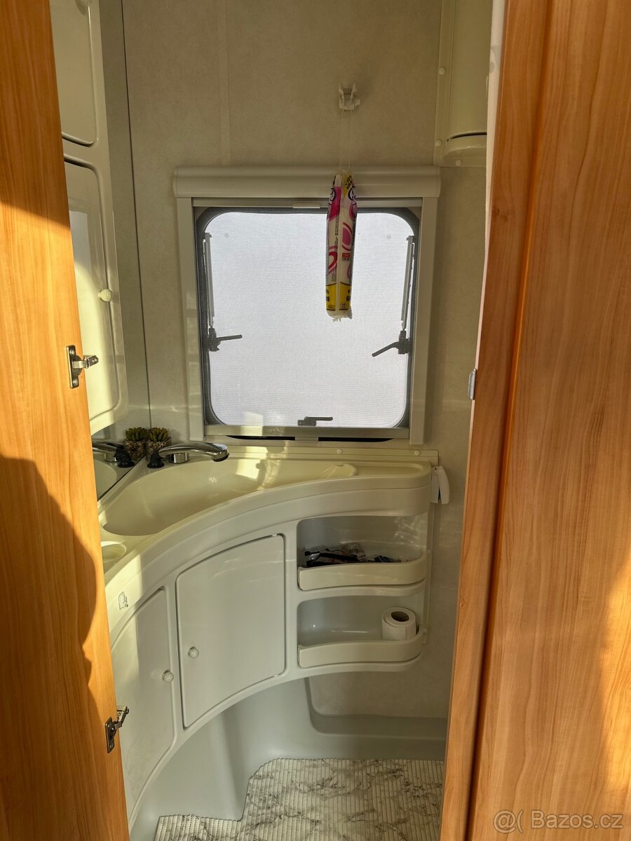 Plně soběstačný karavan FLEETWOOD SONATA MELODY - 14