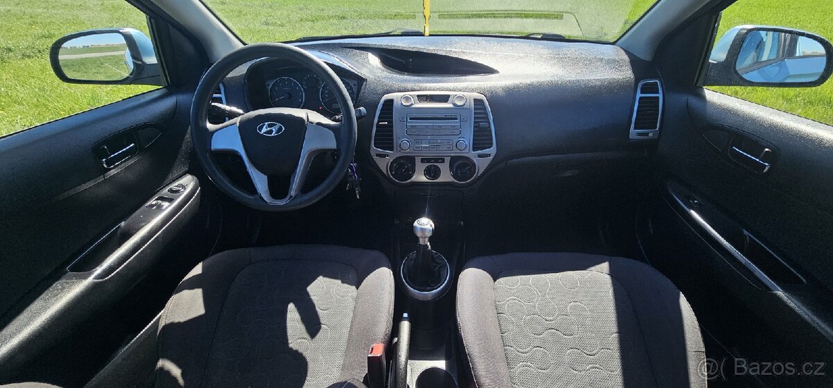 Prodam Hyundai i20 - 14