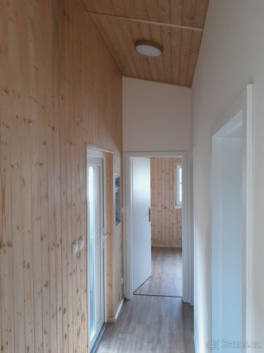 Včetně kuchyně 2+kk,komora,koupelna s wc - 14