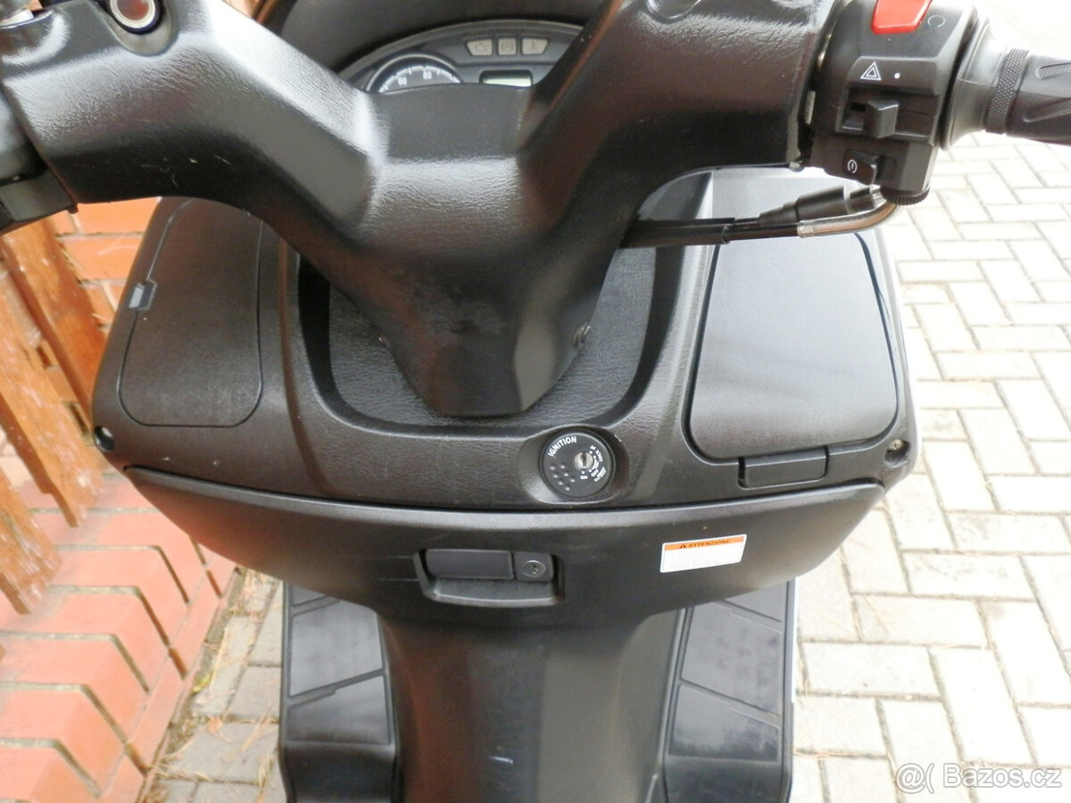 Suzuki Burgman 125 (2018) - 14