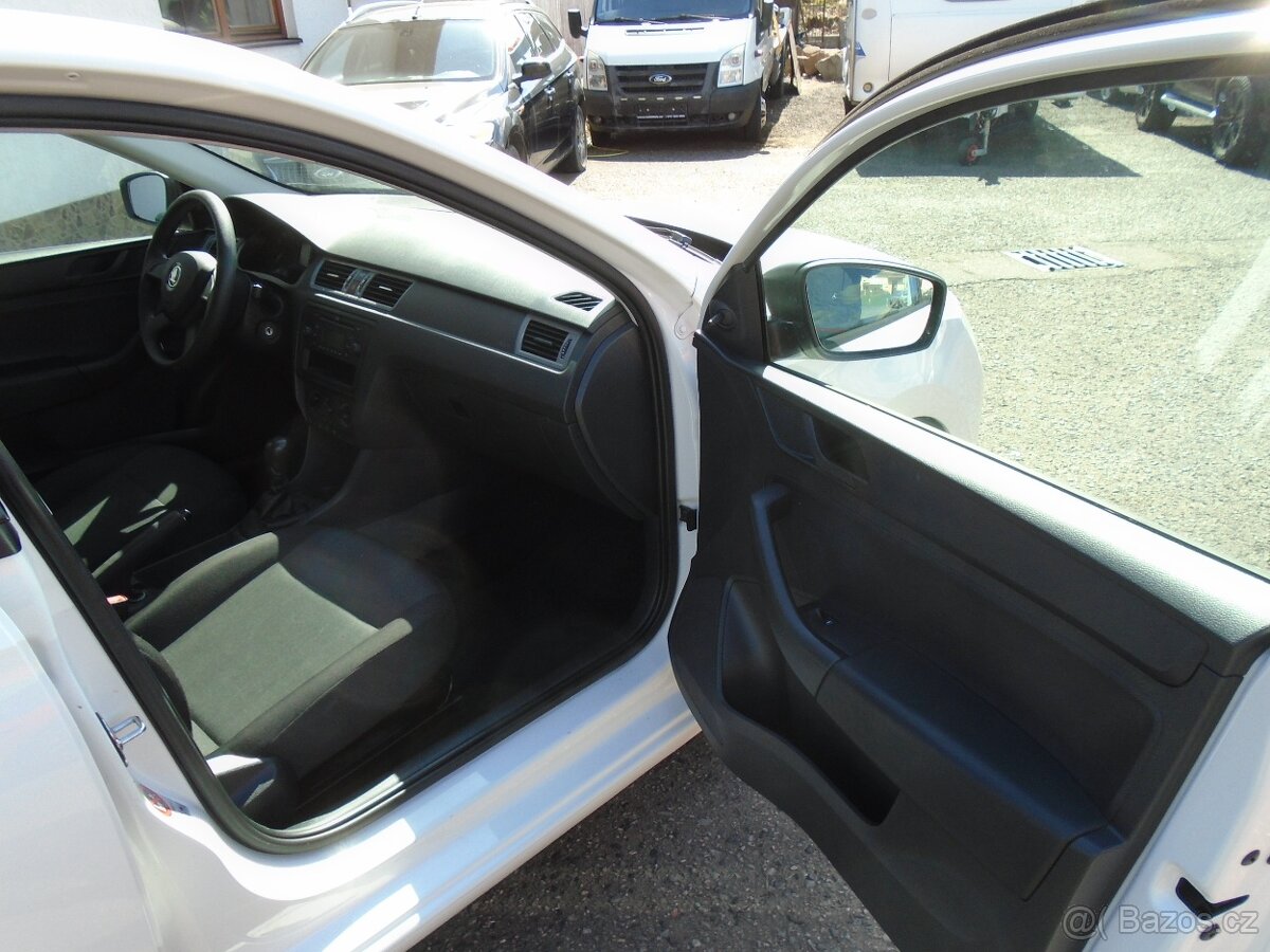 Škoda Rapid 1.2 55kW SERVISNÍ KNIHA - 14