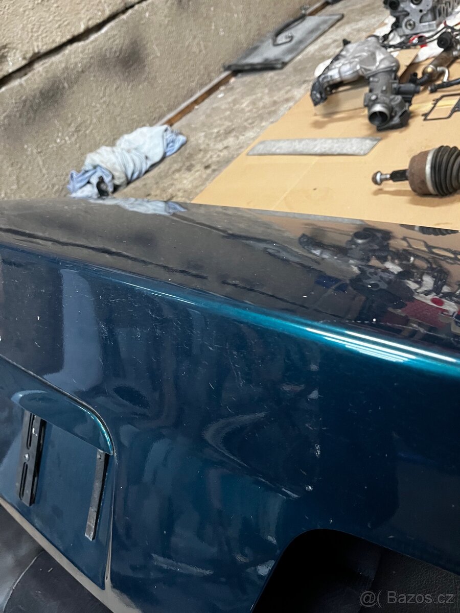 Karoserie BMW e36 sedan - 14