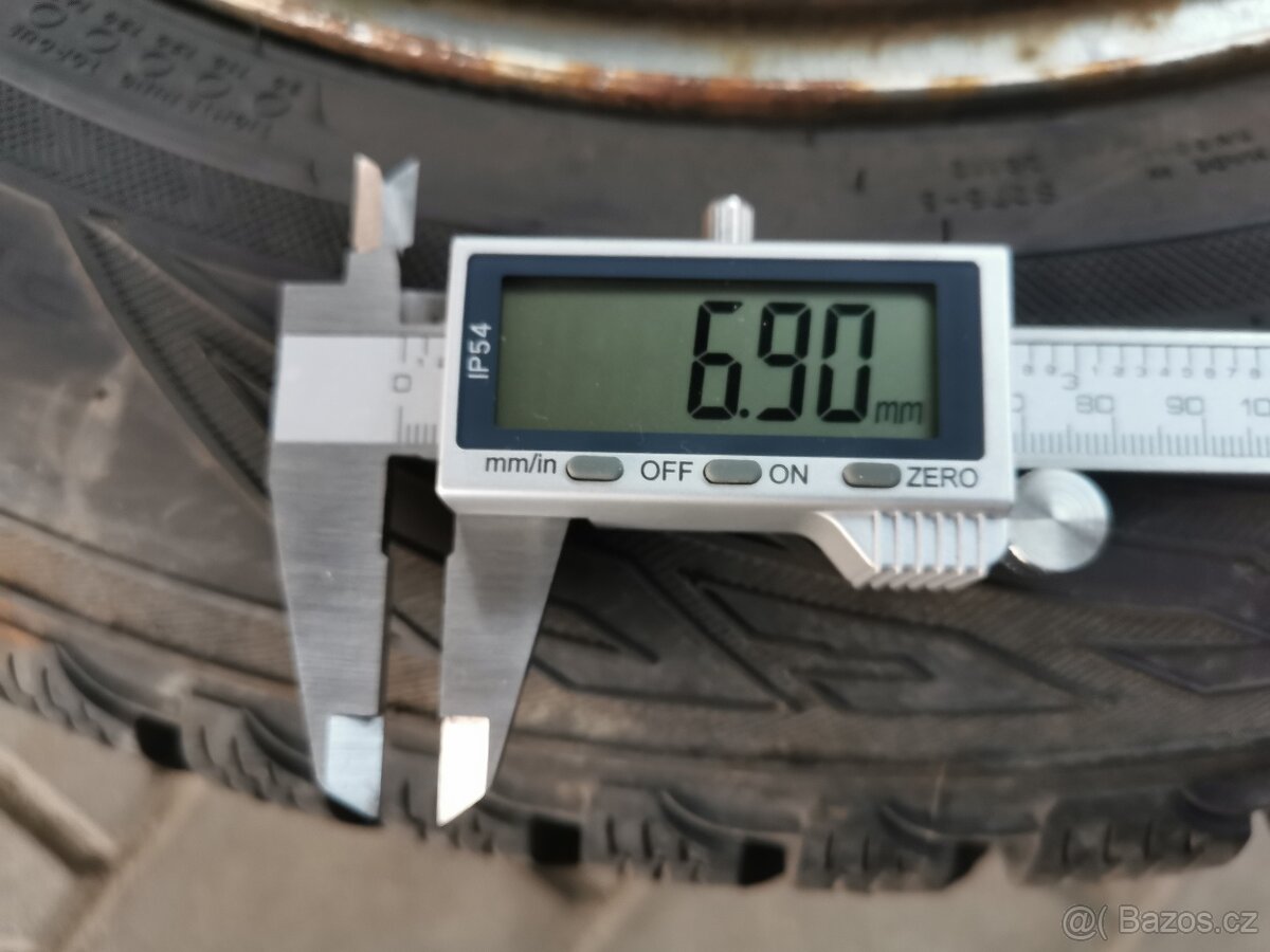 Originální 17 disky hyundai + zimní pneu 6,5-7mm + TMPS - 14