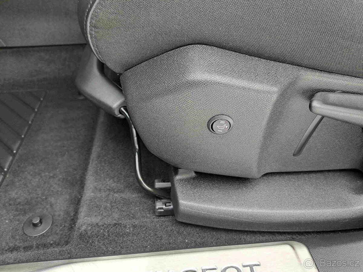 Peugeot 5008 1,2 PT EAT8 RoadTrip - 1818 - 14