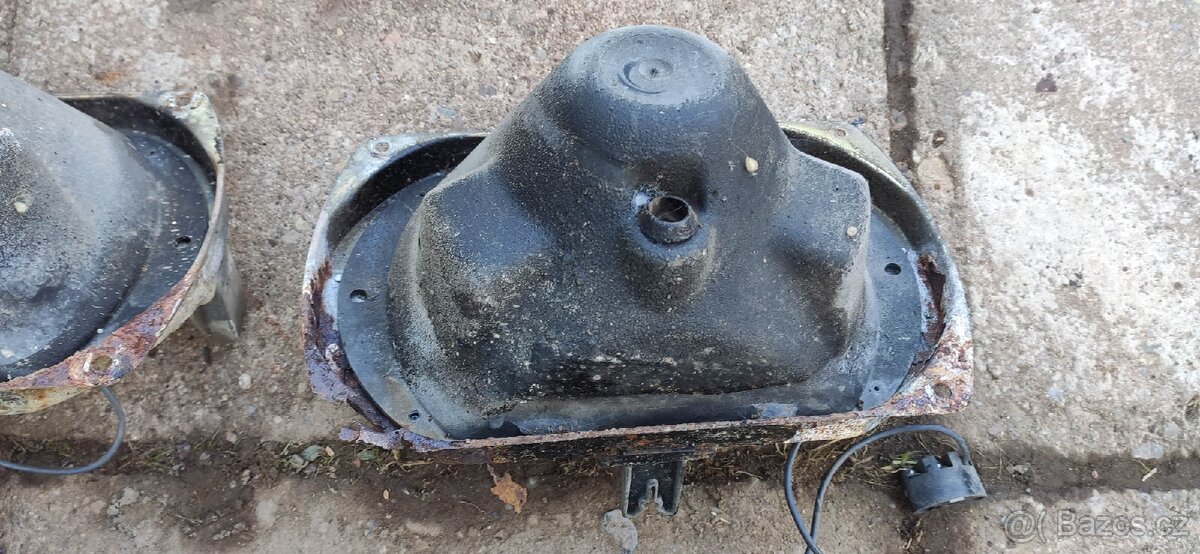 Hrnce předních světlometů škoda - 14