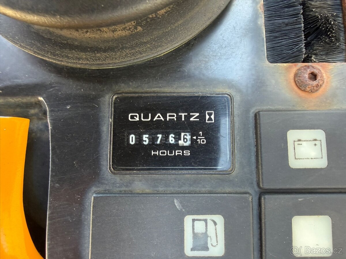 Prodám minibagr JCB 8008 CTS - 14