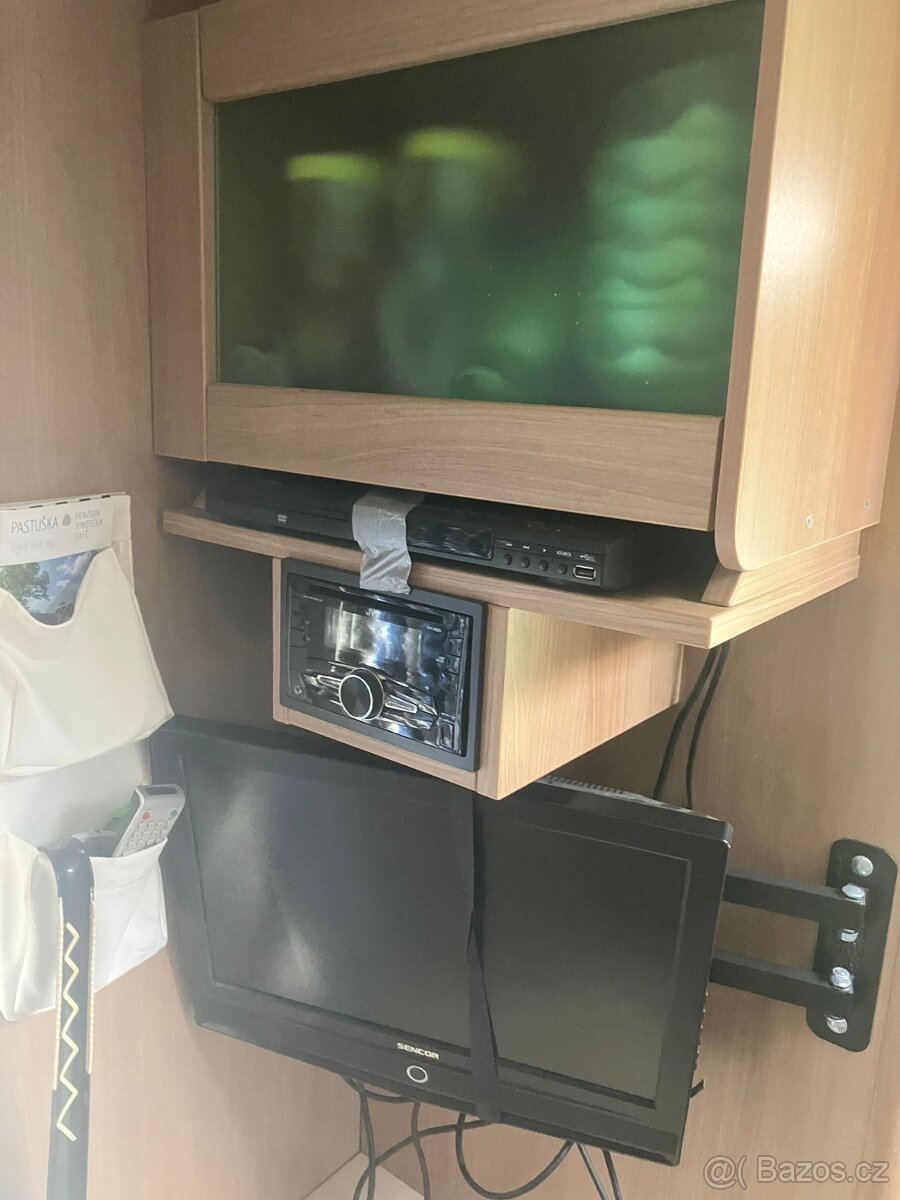 Obytný přívěs Bürstner - 14