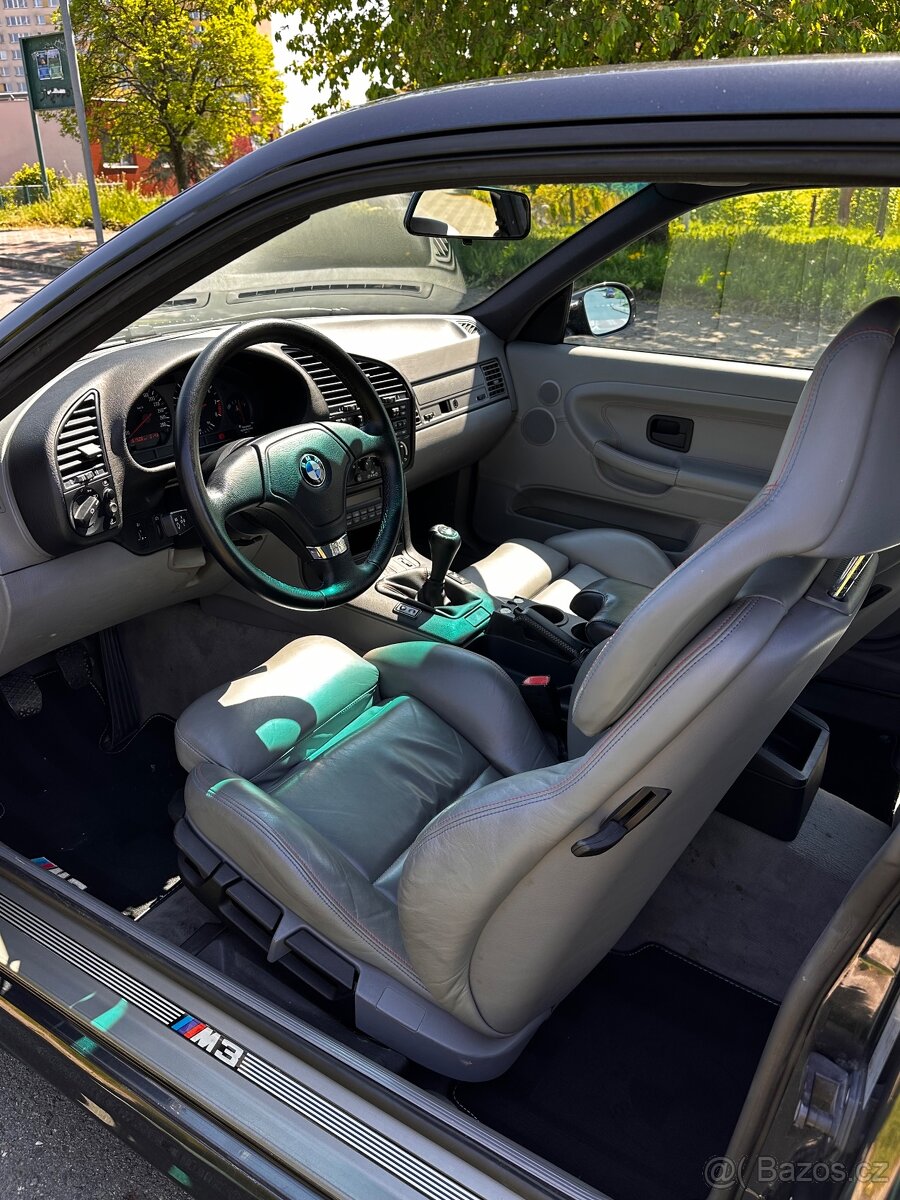 BMW M3 e36 3.0 - 14