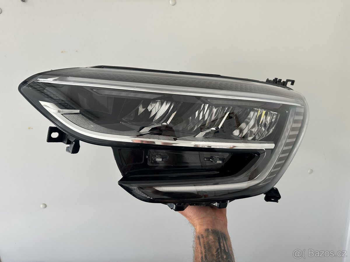 Renault Megane 4 světlo - 14