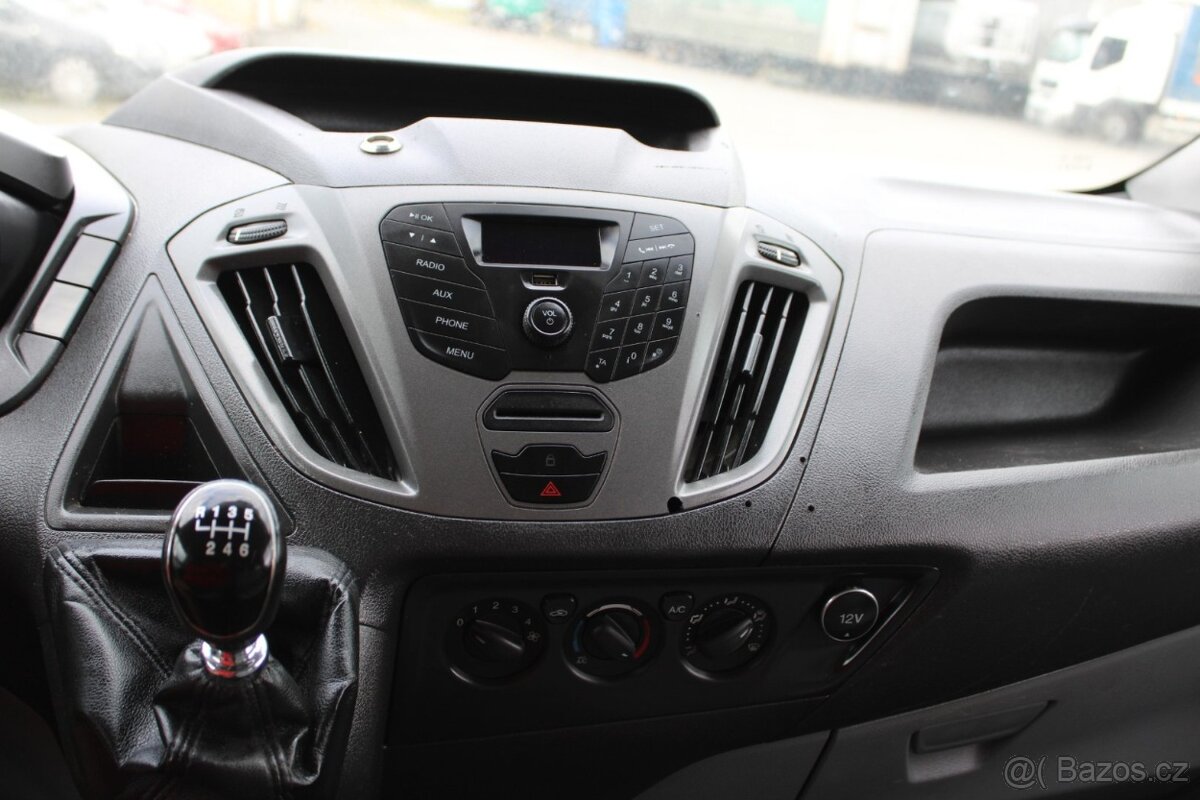 Ford Transit Custom 2.2TDCI,6MÍST,N.ROZVODY,TAŽNÉ - 14