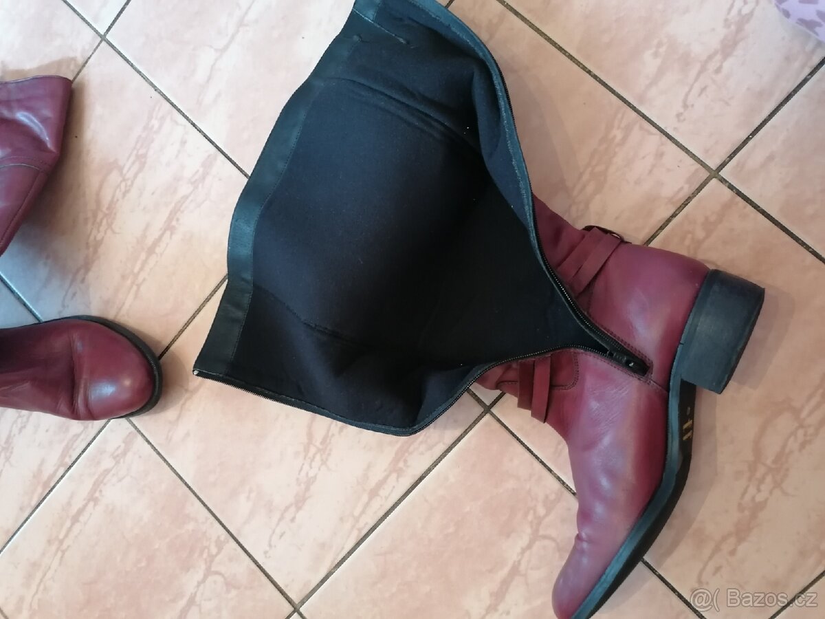 Dámské, kožené kozačky vel. 40 - 14