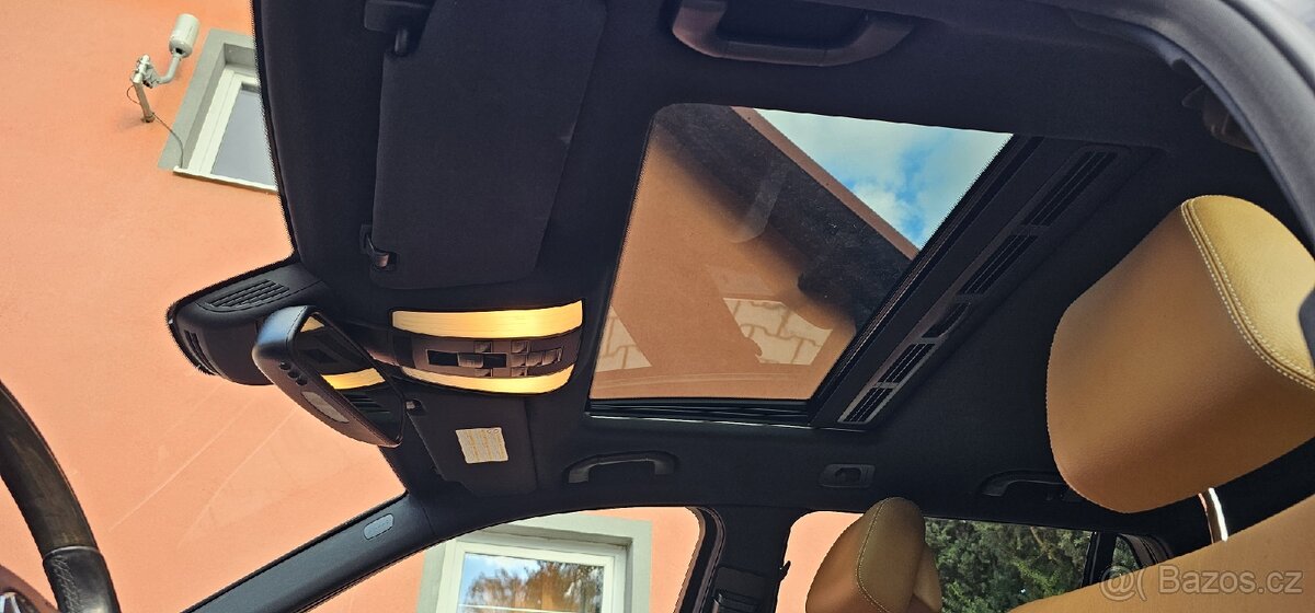 Mercedes-Benz E 350 V6 - 14