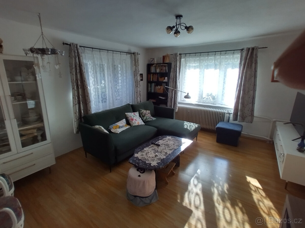 RD s pozemkem 6175m2 Závišice - 14