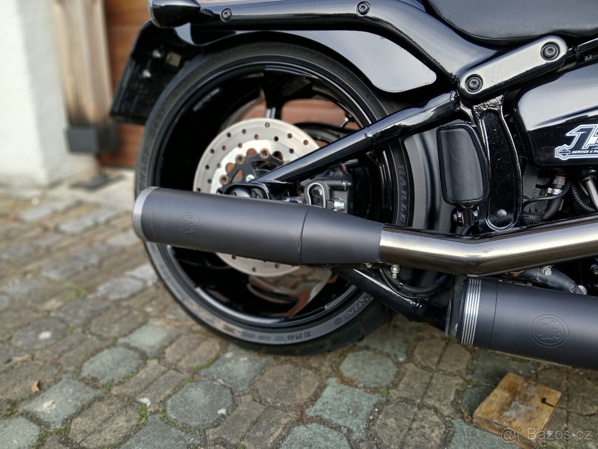 Harley-Davidson FXSE Pro Street Breakout - 14